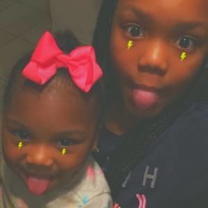 Meet your Posher, Amira